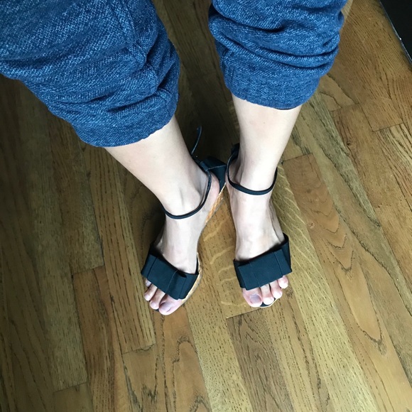 Wedge heel size 9B - Picture 5 of 16